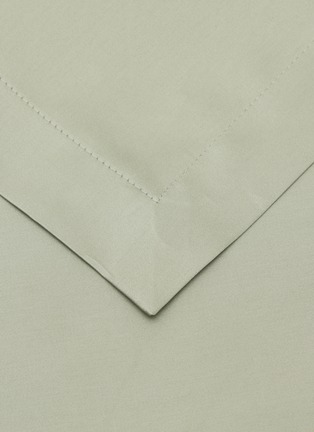 细节 –点击放大 - CELSO DE LEMOS - Secret Super King Bottom Flat Sheet — Laurel