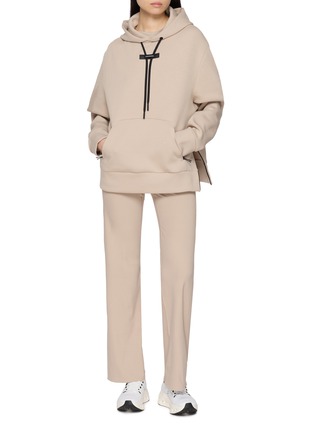 模特儿示范图 - 点击放大 - ON - Focus Tech Cotton Blend Hoodie