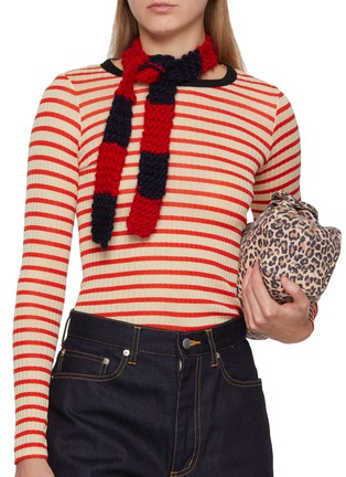 模特儿示范图 - 点击放大 - LA FETICHE - Quentin Striped Wool Knit Skinny Scarf