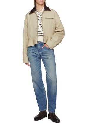 模特儿示范图 - 点击放大 - LEVI'S - Blue Tab Medium Wash Jeans
