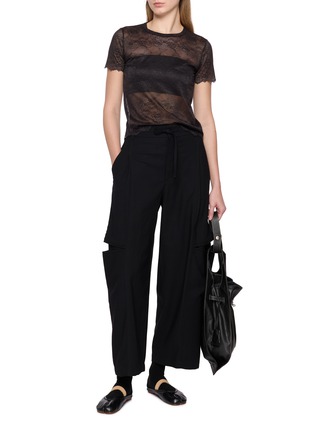 模特儿示范图 - 点击放大 - BEAUTIFUL PEOPLE - X WACOAL MEN 蕾丝上衣