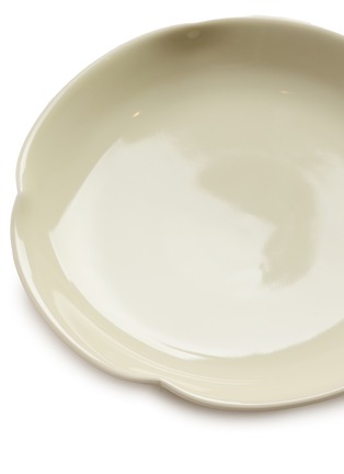 细节 –点击放大 - ARTIFACTT - Large Flower Shape Plate
