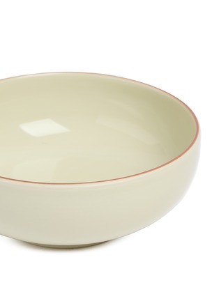 细节 –点击放大 - ARTIFACTT - Large Porcelain Deep Bowl — Yellow