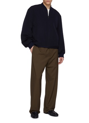 模特儿示范图 - 点击放大 - THE ROW - ARI 松紧腰羊毛长裤