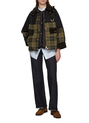 模特儿示范图 - 点击放大 - BARBOUR - Wilma Liner Gilet