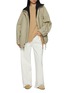 模特儿示范图 - 点击放大 - R2W - Nicolas Round Neck Wool Cashmere Knit Sweater