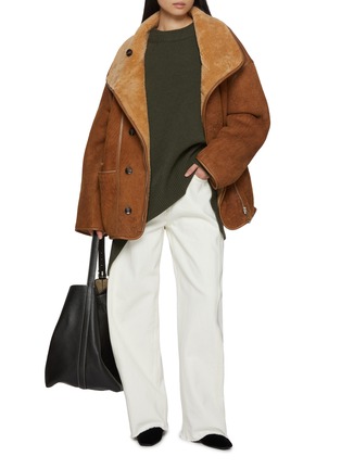 模特儿示范图 - 点击放大 - R2W - Nicolas Round Neck Wool Cashmere Knit Sweater
