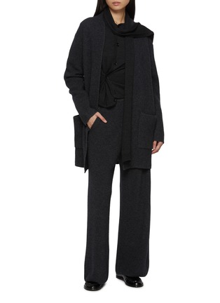 模特儿示范图 - 点击放大 - R2W - Kade Cashmere Knit Cardigan