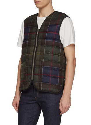 细节 - 点击放大 - BARBOUR - Reversible Down Filled Liner Vest