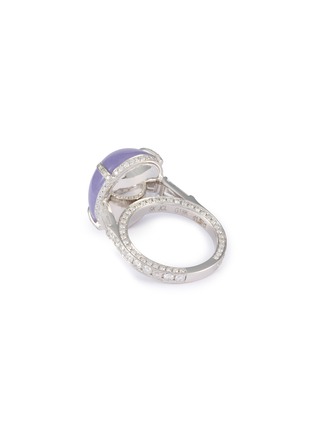 模特儿示范图 - 点击放大 - SAMUEL KUNG - 18K White Gold Lavender Jade Diamond Ring — US 6.5