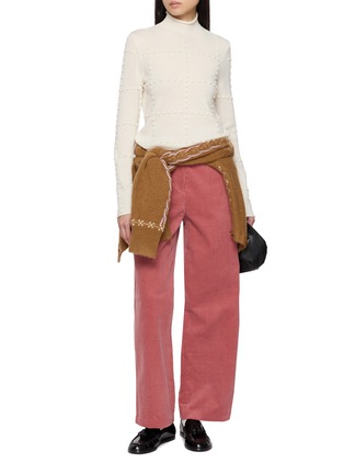 模特儿示范图 - 点击放大 - GUEST IN RESIDENCE - Popcorn Mock Neck Cashmere Wool Knit Top