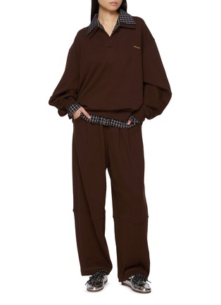 模特儿示范图 - 点击放大 - FAFAMOON - Shirt Layered Two-Piece Hoodie
