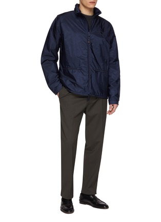 模特儿示范图 - 点击放大 - PRADA - 隐藏帽防风夹克