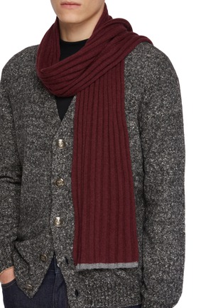 模特儿示范图 - 点击放大 - BRUNELLO CUCINELLI - 羊绒围巾