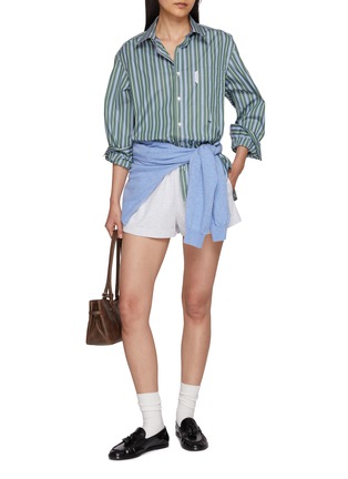 模特儿示范图 - 点击放大 - HOMMEGIRLS - 条纹衬衫