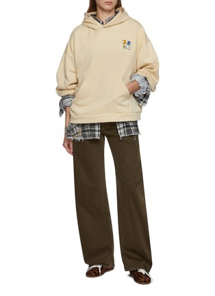 模特儿示范图 - 点击放大 - FOUND - Faded Patch Cotton Hoodie