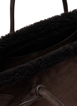 细节 - 点击放大 - ALAÏA - Le Teckel Merino Shearling Suede Tote Bag