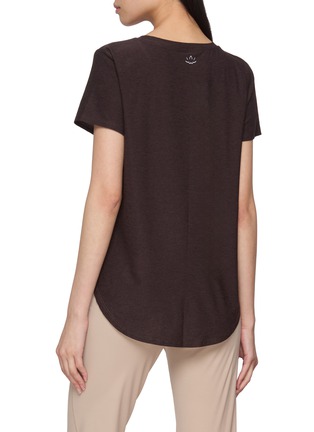 背面 - 点击放大 - BEYOND YOGA - Featherweight On The Down Low T-Shirt