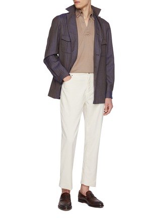 模特儿示范图 - 点击放大 - MAGNUS & NOVUS - Two Tone Herringbone Baby Camel Jacket