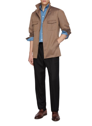 模特儿示范图 - 点击放大 - MAGNUS & NOVUS - Two Tone Herringbone Baby Camel Jacket