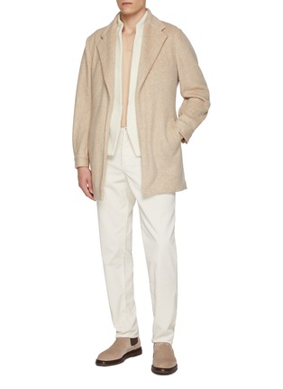 模特儿示范图 - 点击放大 - MAGNUS & NOVUS - Belted Double Faced Loro Piana Cashmere Coat