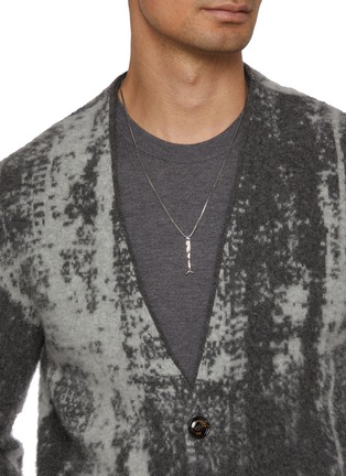 模特儿示范图 - 点击放大 - TATEOSSIAN - Rhodium Plated Silver Feng Shui Fish Necklace