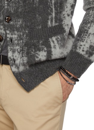 模特儿示范图 - 点击放大 - TATEOSSIAN - Tris Button Metal Chain Bracelet