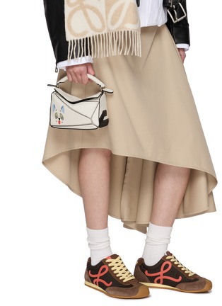 模特儿示范图 - 点击放大 - LOEWE - Optical Ribbed