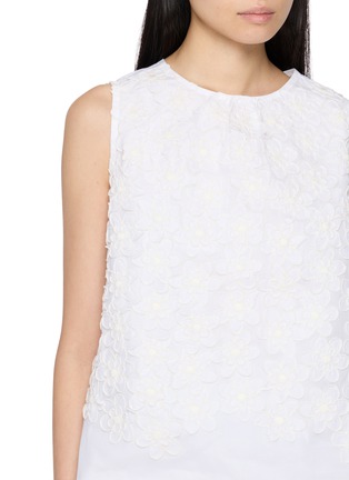  - JUPE BY JACKIE - Sleeveless Floral Embroidered Sleeveless Top