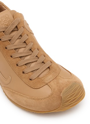 细节 - 点击放大 - LOEWE - 女款 BALLET RUNNER 2.0 系带运动鞋