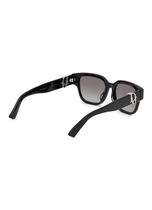 模特儿示范图 - 点击放大 - DIOR - Oblique S11 Acetate Angular Sunglasses