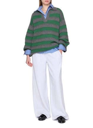 模特儿示范图 - 点击放大 - THE ELDER STATESMAN - Dume Striped Cashmere Knit Rugby Sweater