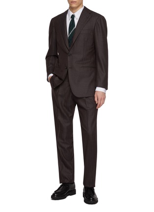 模特儿示范图 - 点击放大 - RING JACKET - Notch Lapel Single Breasted Milled Herringbone Wool Suit
