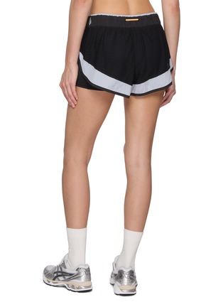 背面 - 点击放大 - FP MOVEMENT - Run For The Hills Shorts