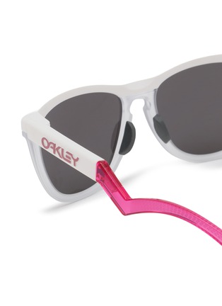 细节 - 点击放大 - OAKLEY - X Fortnite™ CTL Frogskins™ Hybrid Prizm Lenses Sunglasses