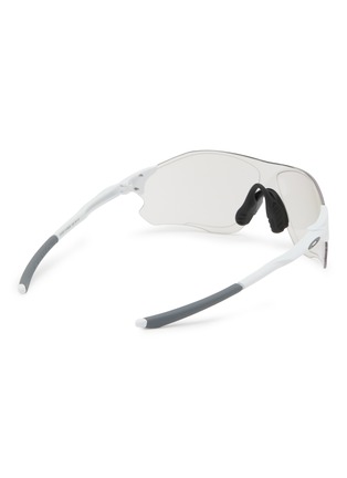 模特儿示范图 - 点击放大 - OAKLEY - EVZero™ Path® Prizm Lenses Sunglasses