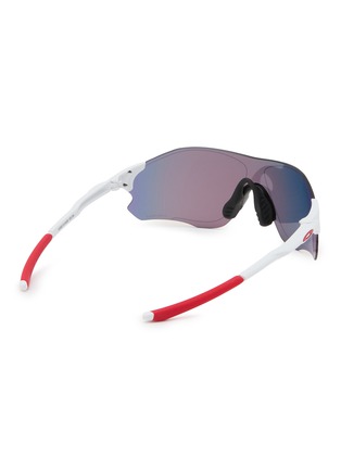 模特儿示范图 - 点击放大 - OAKLEY - EVZero™ Path® Prizm Lenses Sunglasses