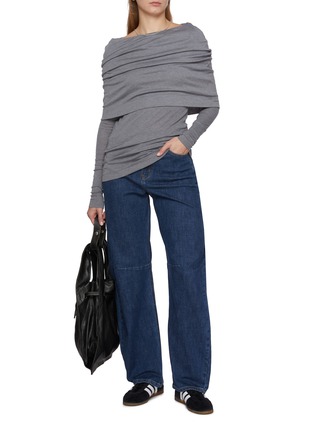 模特儿示范图 - 点击放大 - BOWTE - Cape Detail Long Sleeve Cotton Silk Top