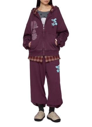 模特儿示范图 - 点击放大 - GOODBAI - x Lane Crawford Printed Sweatpants