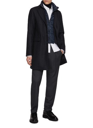 模特儿示范图 - 点击放大 - HERNO - Single Breasted Notch Lapel Herringbone Coat