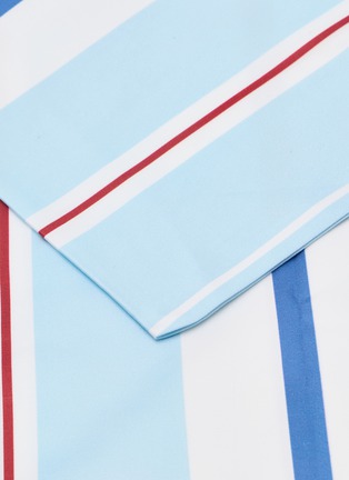 细节 –点击放大 - LAGOM - 加大双人床四件套 — 蓝红条纹