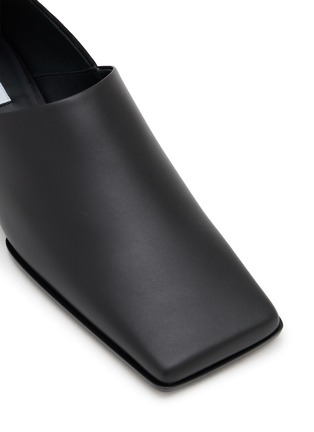 细节 - 点击放大 - ALAÏA - 皮革方头乐福鞋