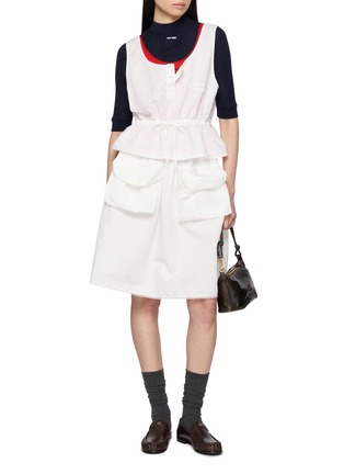 模特儿示范图 - 点击放大 - MIU MIU - 立体贴袋中长半身裙