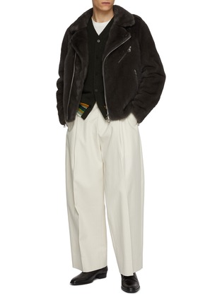 模特儿示范图 - 点击放大 - KRUF - Asymmetrical Mink Fur Leather Biker Jacket