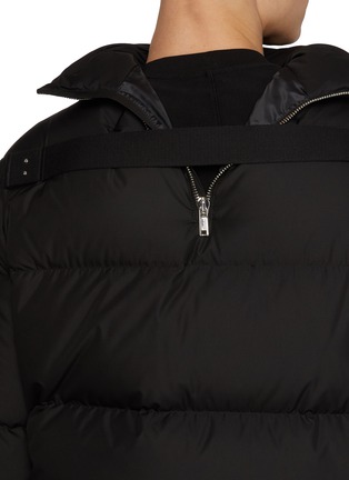  - RICK OWENS - Back Neck Zip Quilted Down Jacket