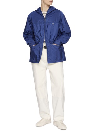 模特儿示范图 - 点击放大 - PRADA - Reversible Symbole Hooded Re-Nylon Cotton Windbreaker