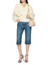 模特儿示范图 - 点击放大 - CHLOÉ - Slit Hem Capri Cotton Denim Pants