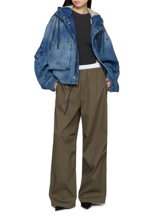 模特儿示范图 - 点击放大 - ALEXANDERWANG - Logo Elastic Waist Pants