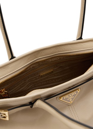细节 - 点击放大 - PRADA - 中号 BONNIE 皮革手提袋