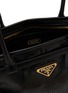 细节 - 点击放大 - PRADA - 中号 BONNIE 皮革手提袋